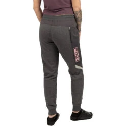 Pantalon De Jogging Podium Femme 5 Pantalon De Jogging Podium Femme -ADM Sport Boutique ee73a5977f770674d0ec8f3a31b48b40 800x 647c56d8 969b 414a 895b 847cea7ebc26