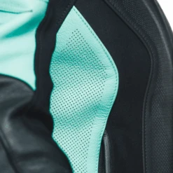 Dainese Manteau De Moto Racing 4 Perforé Femme - Liquidation -ADM Sport Boutique racing 4 lady leather jacket perf black acqua greenZoom 04b87f22 ba6a 4de4 8c81 e87d203a8148