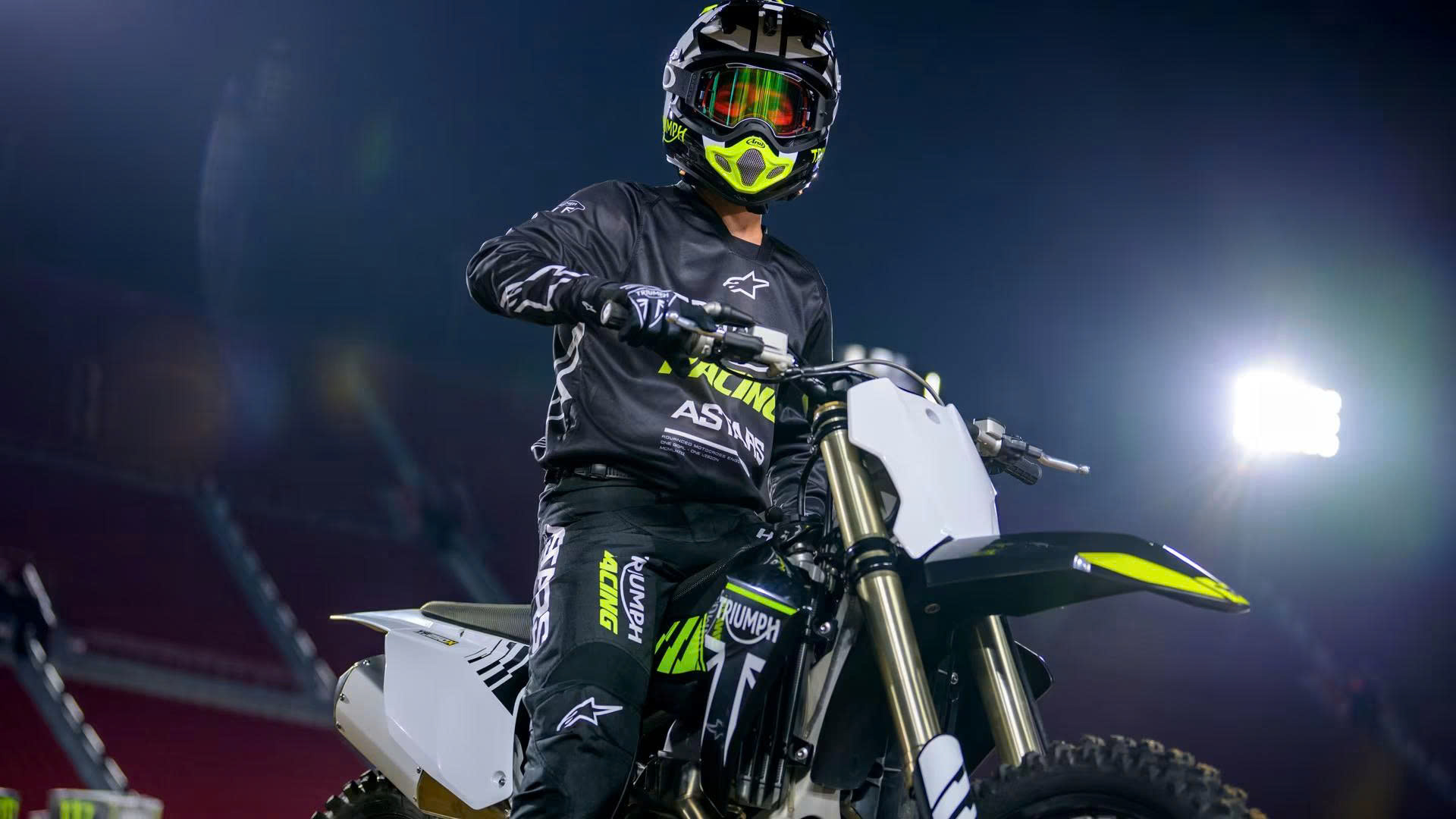 ADM Sport Boutique -ADM Sport Boutique z7247805122957 7f8851fdc0969f5c687ae3bd1925f85d